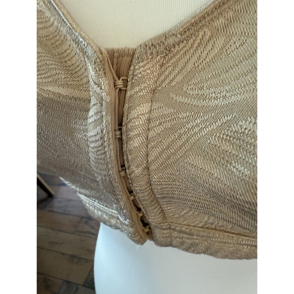 Playtex 18 Hour Front Close Wire-Free Bra 4695 Beige Nude 38D Comfort Support - Picture 2 of 9